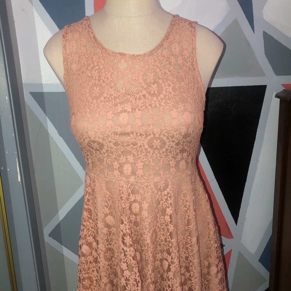Monteau lace dress